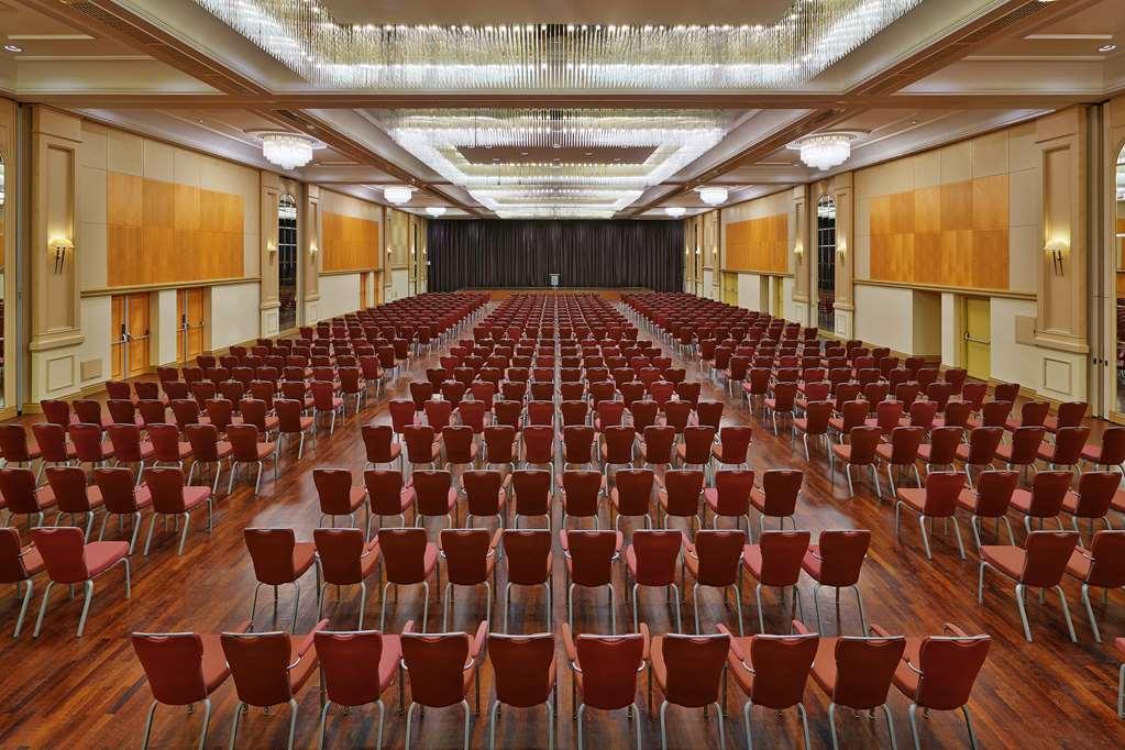 Hilton Duesseldorf Hotel Facilities photo The main conference hall