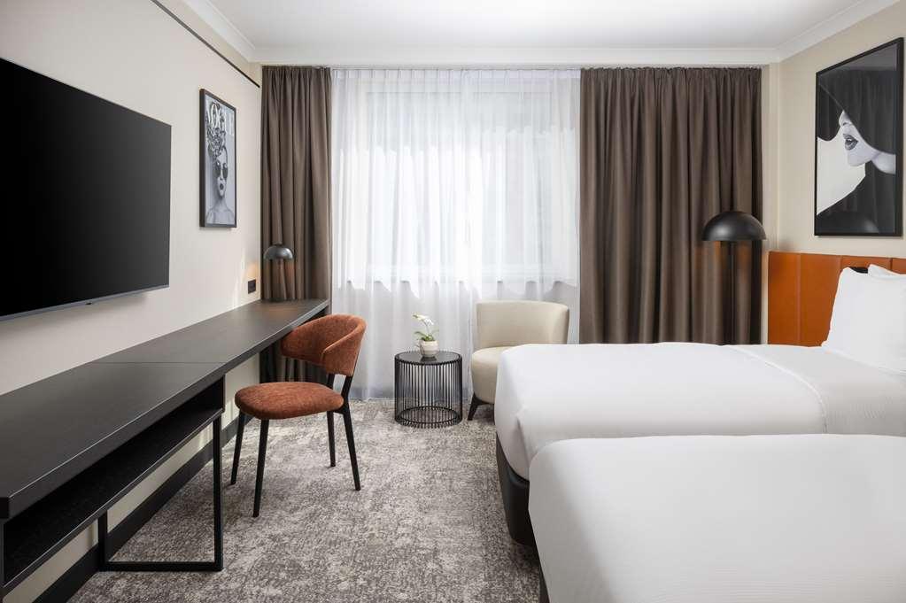 Hilton Duesseldorf Hotel Room photo A room at the hotel