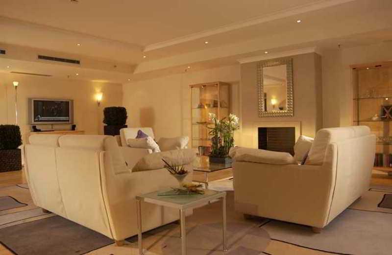 Hilton Duesseldorf Hotel Interior photo A living room
